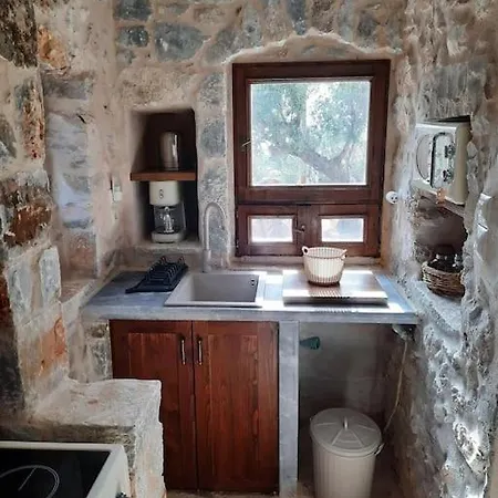 Casa Tsiliviani Apartment Loukadika